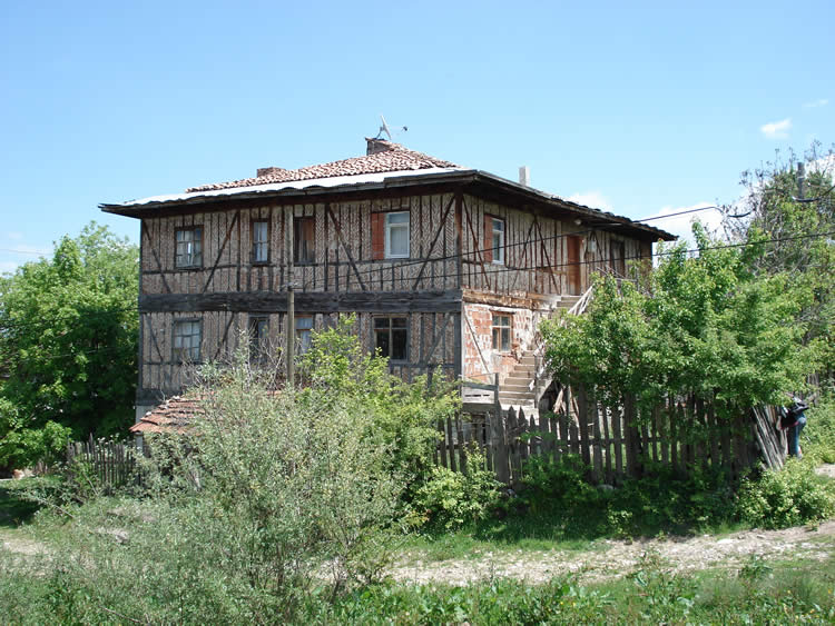 Geley köyünde bir ev [Ali Rýza Gültay]