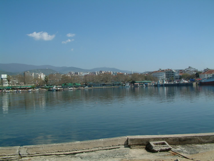 Erdek Zeytinli ada dan Dilek Tepesi Görünümü [Suat Ülgay]