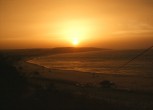 Bir Gün Daha Sona Ererken [Yavuz Çetintaþ]